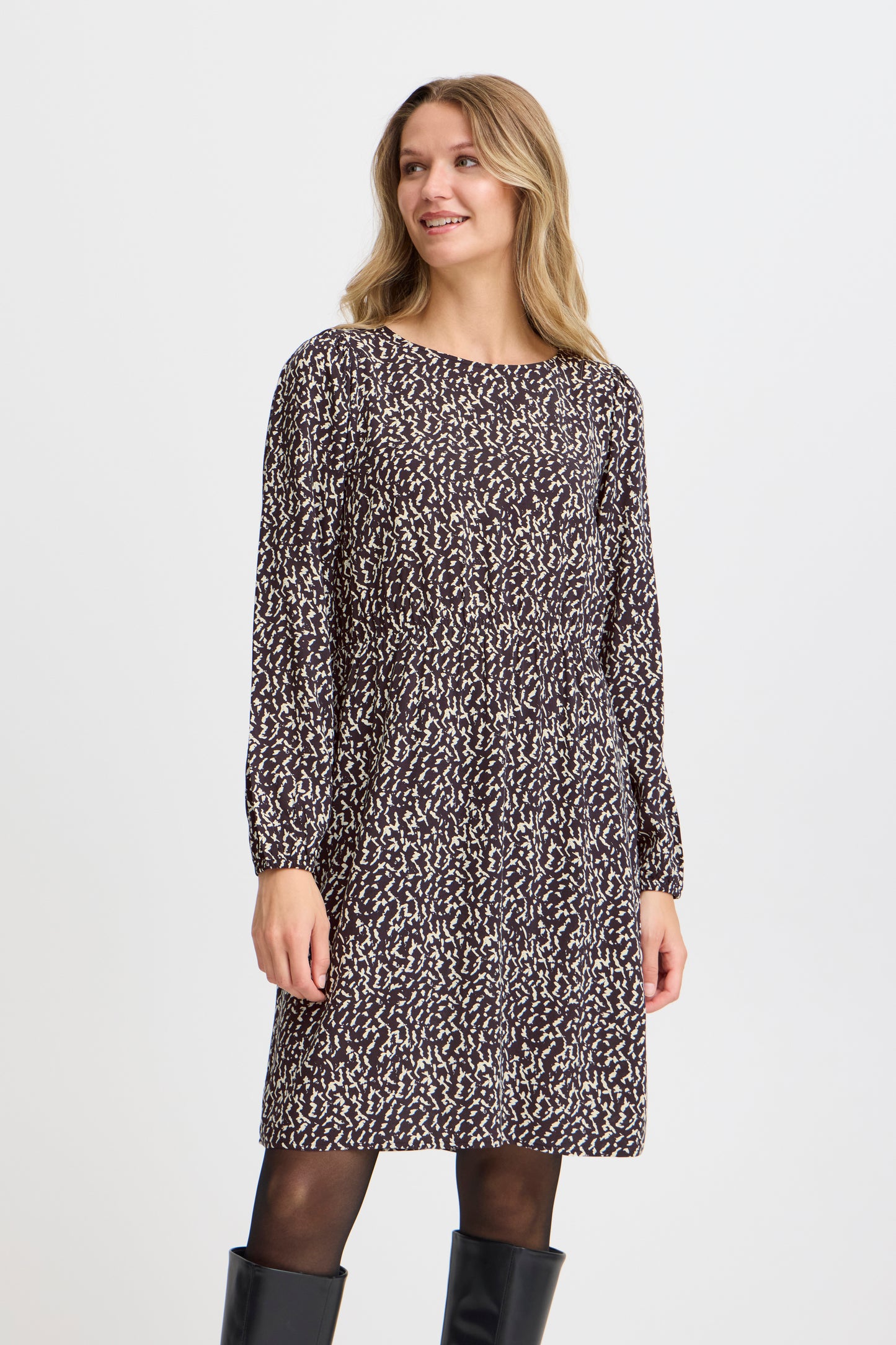 Fransa Flowy Printed Dress - Ditsy Monochrome