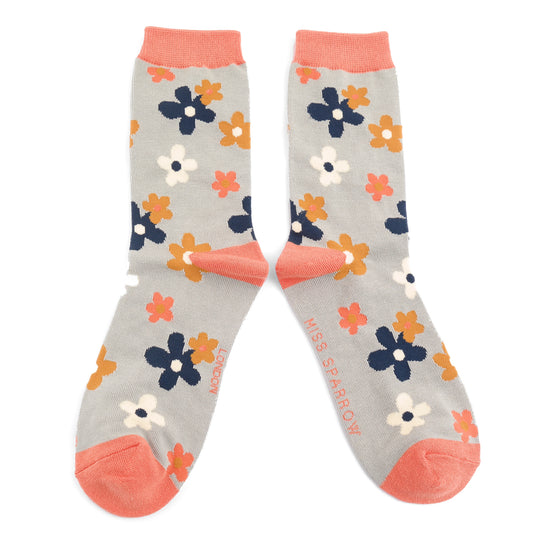 Miss Sparrow Bamboo Cute Daisy Socks - Silver