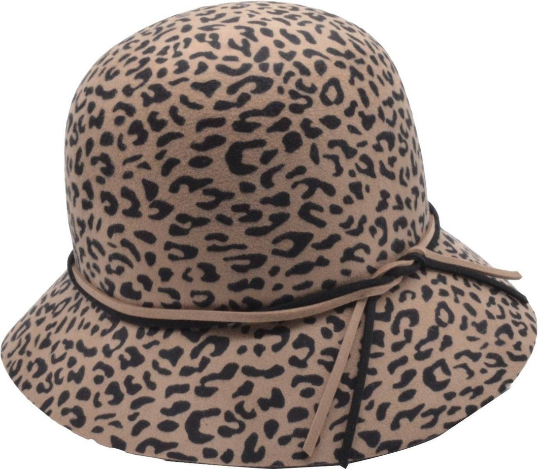 Winter Cloche Hat - Leopard Beige